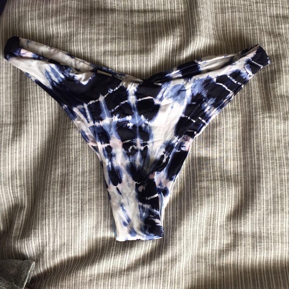Tie dye cheeky bikini bottoms